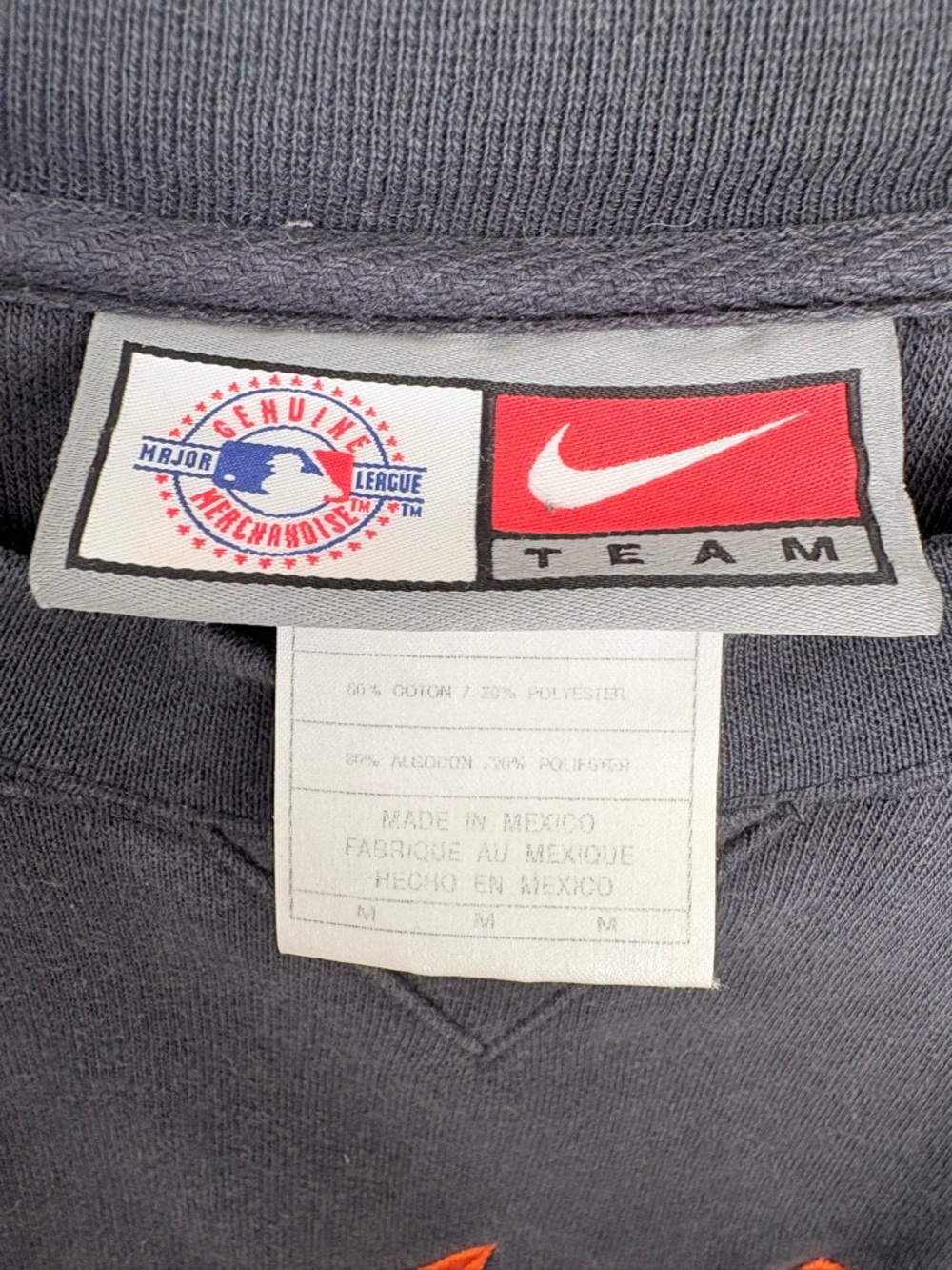 VINTAGE Y2K New York Mets Spellout Nike Center Swoosh Black Sweatshirt RARE Sz M - Picture 3 of 3